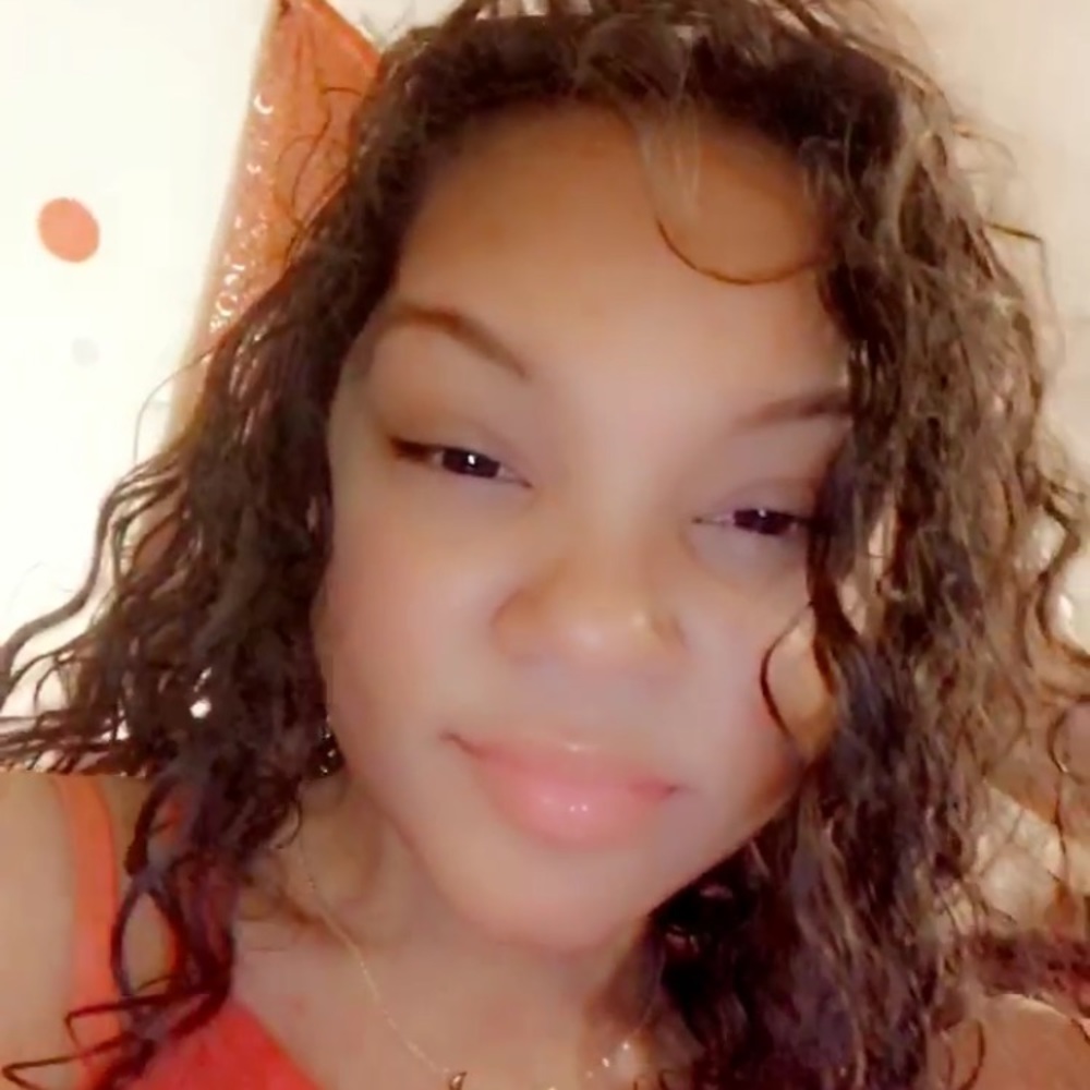 Meet your Posher, Kaylenagray